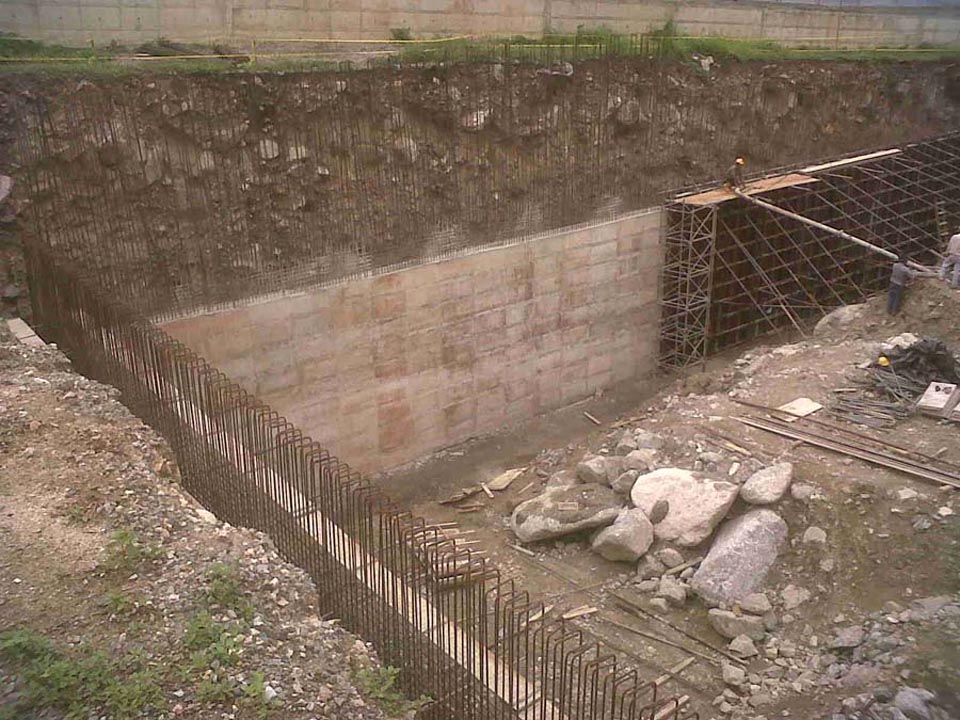 IMG00887-20100528-1034